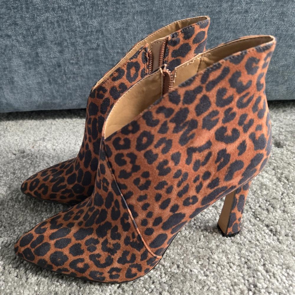 Jessica Simpson Brown Leopard Ankle Booties - Picture 2 of 7